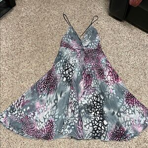 Kopa 100% silk halter open tie back Gray and Pink patterned Dress